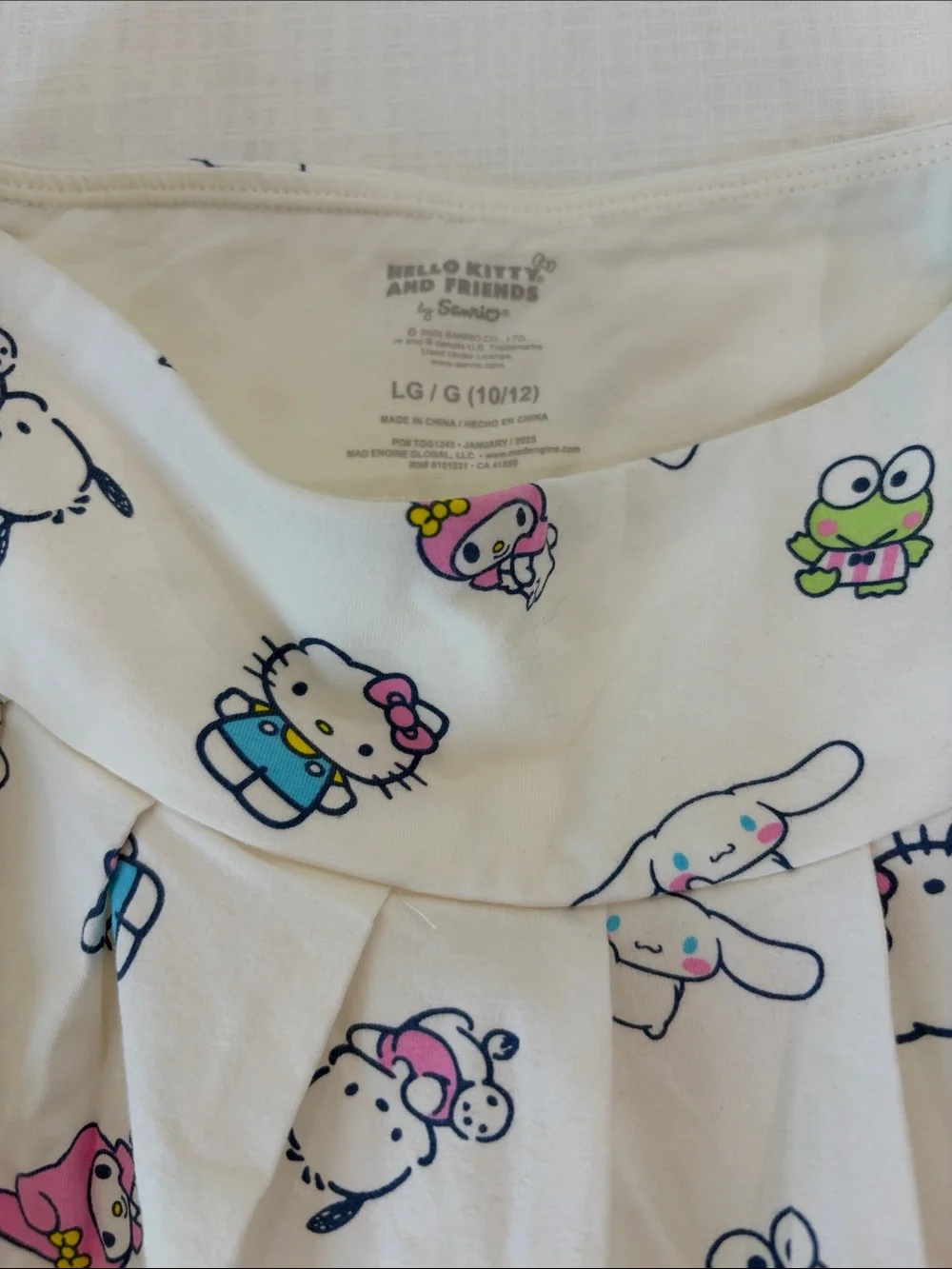 Hello Kitty Print Pleated White Skirt - NEW
